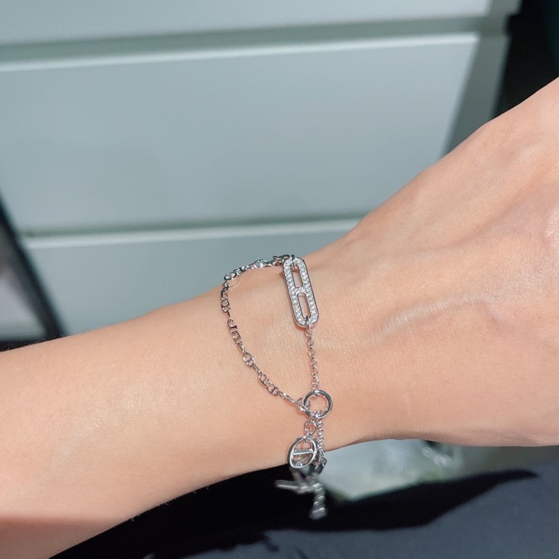 H**me5 bracelets